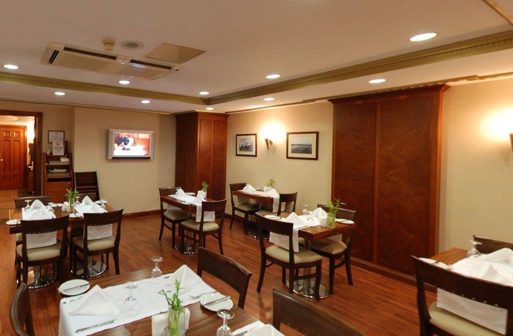 Titanic Comfort Sisli Istanbul Restaurant foto